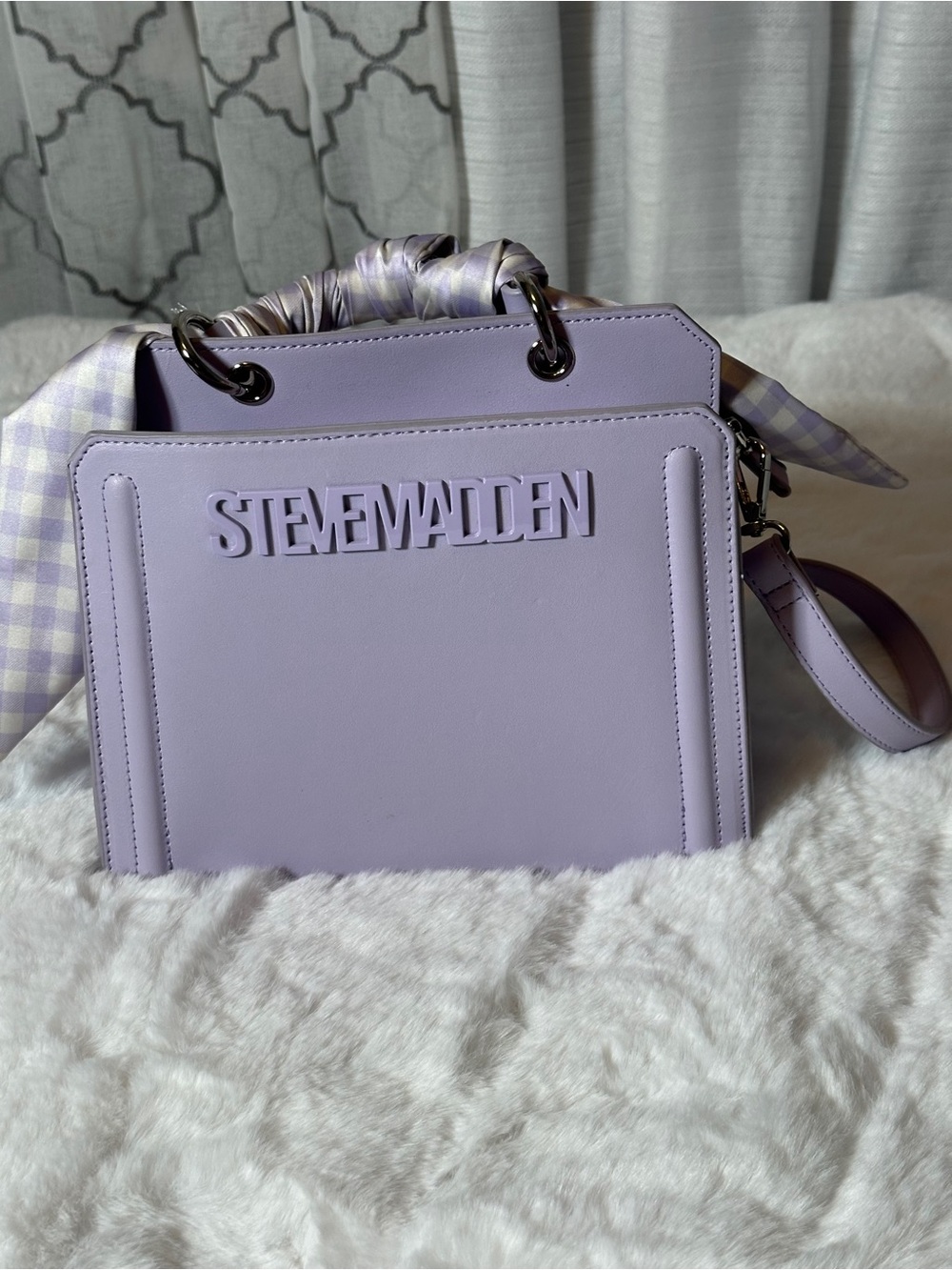 Steve Madden Lavender Crossbody Bag with Logo and coin purse 3 detachable straps